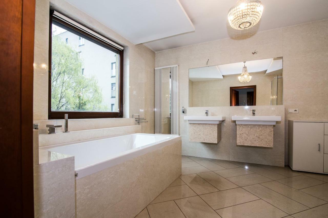 Apartamenty Hierowskiego 60G Katowice Esterno foto